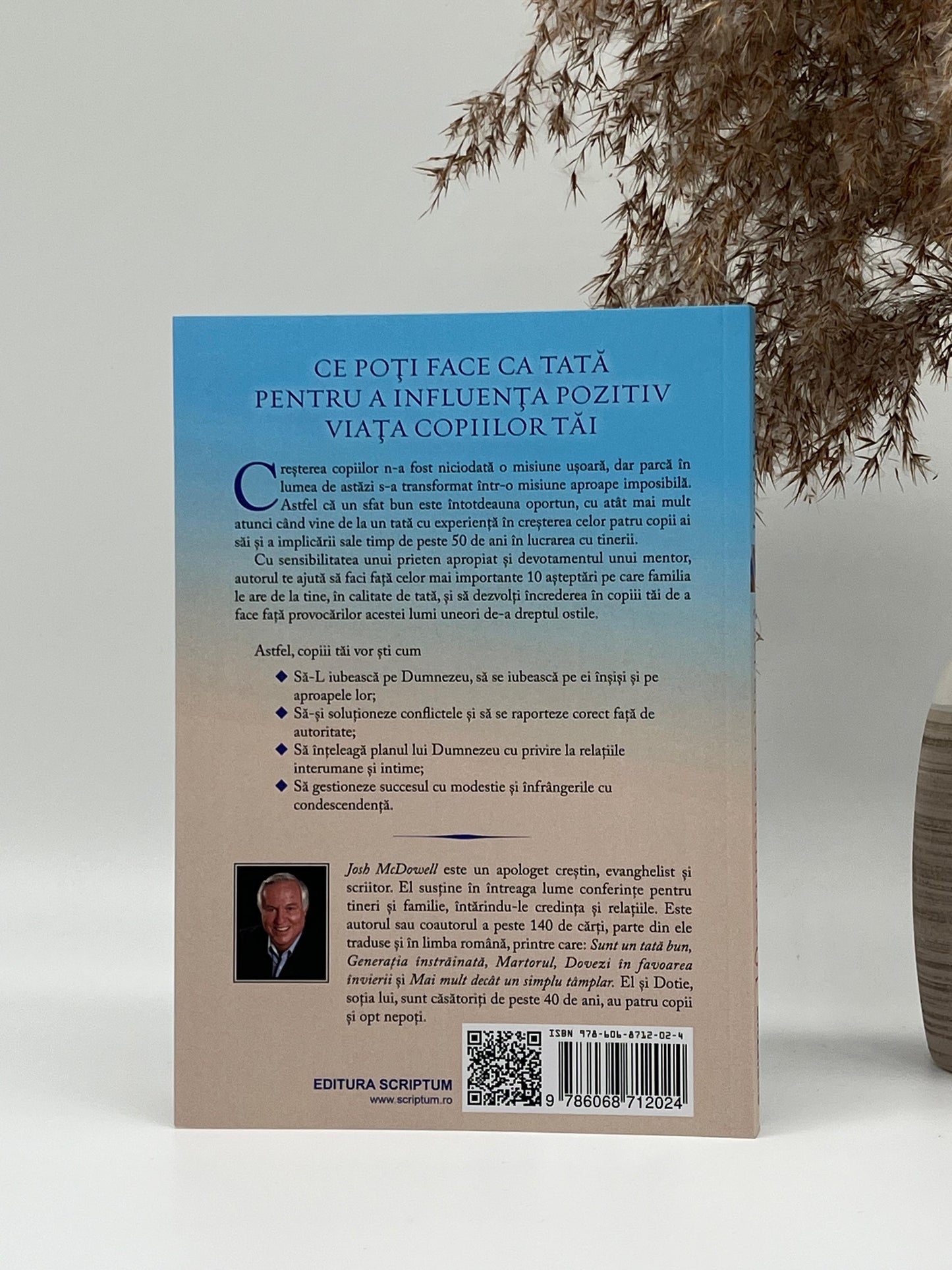 10 așteptări de la un tata -
Josh McDowell