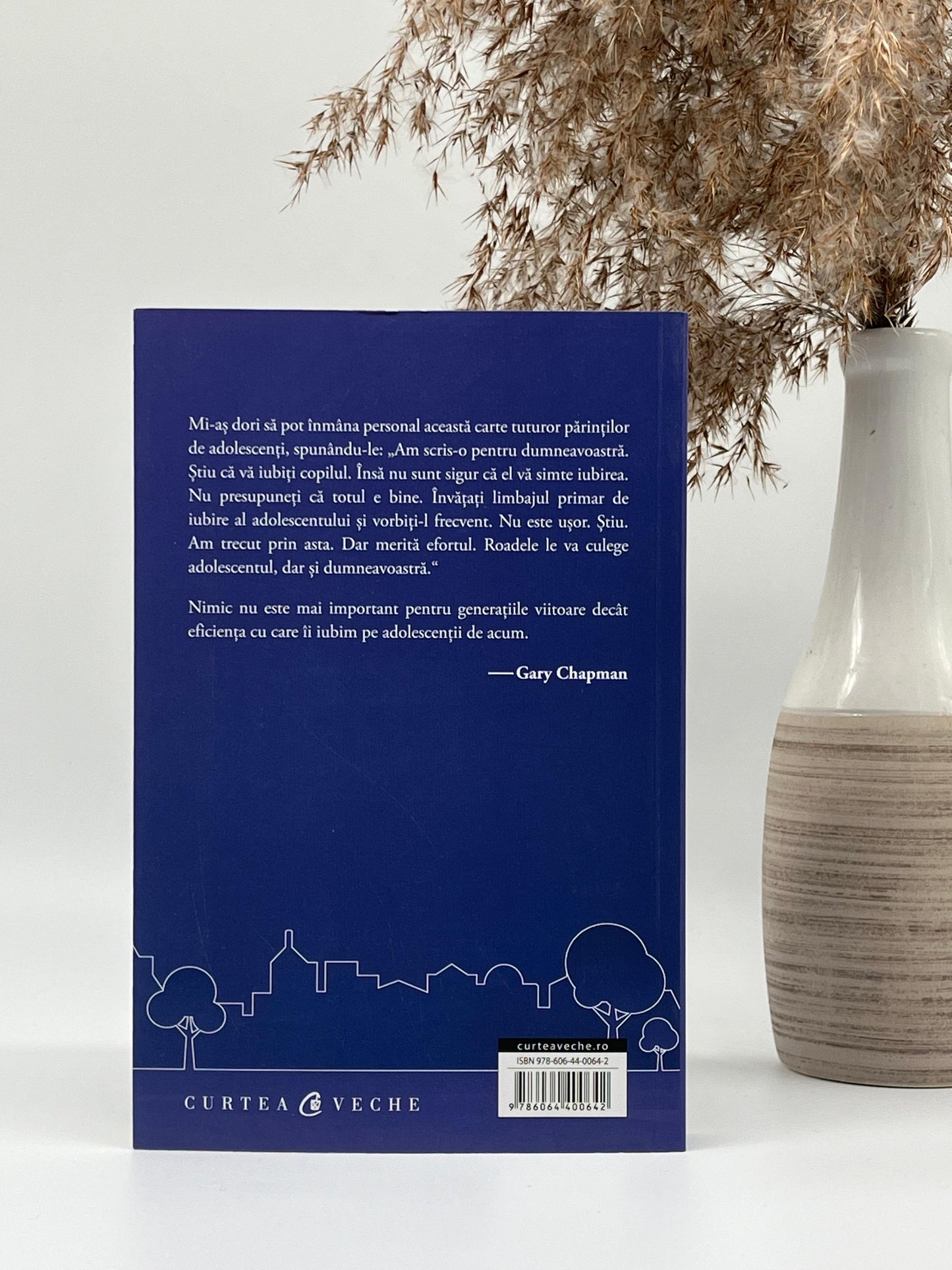 Cele cinci limbaje ale iubirii pentru adolescenți. Cum poți să iți exprimi iubirea față de cei tineri -
Gary Chapman