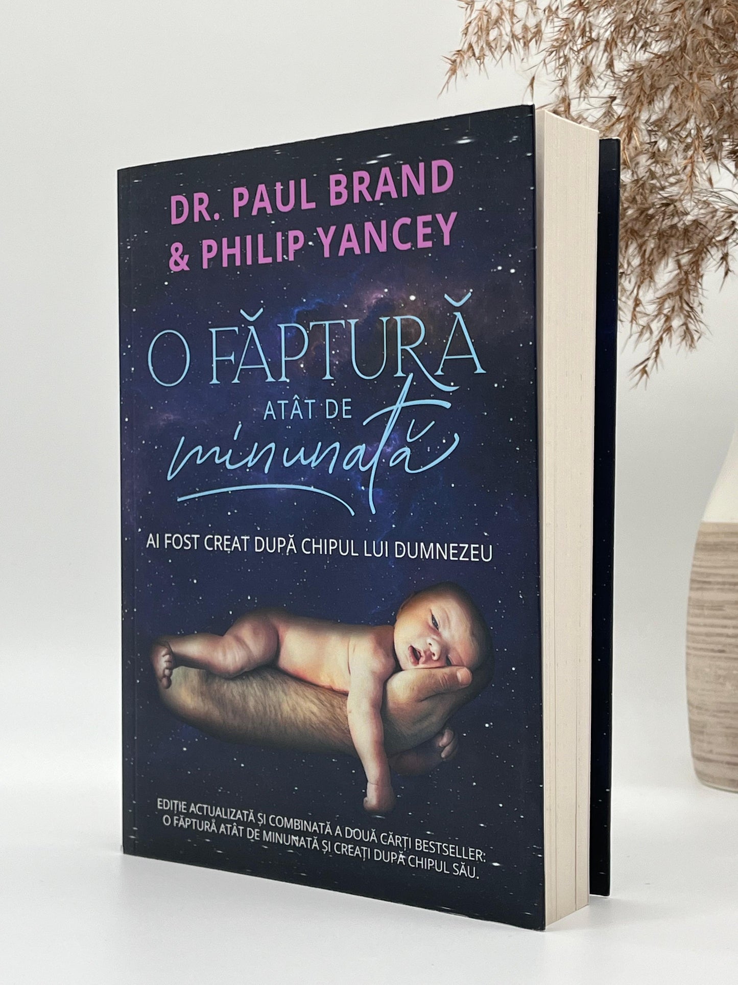 O făptură atât de minunată -
Paul Brand & Philip Yancey