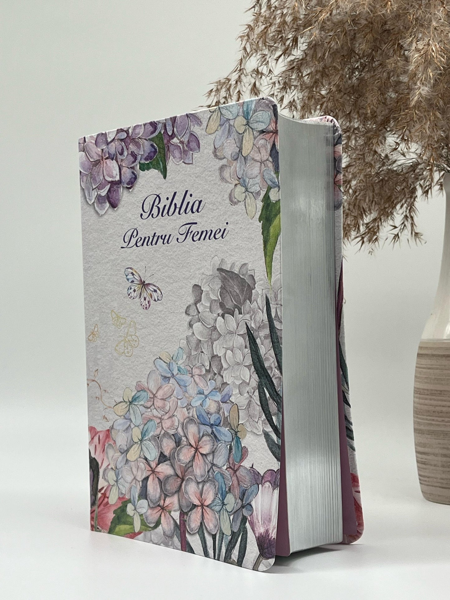 Biblia pentru femei - Alb