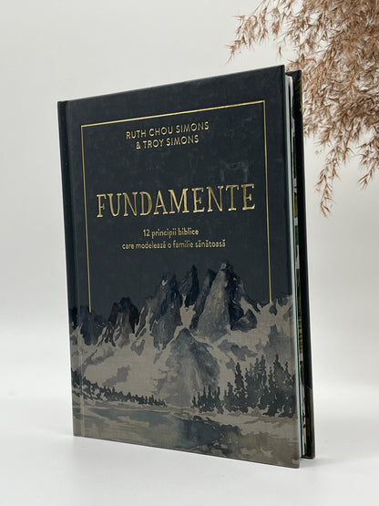 Fundamente - 
Ruth Chou Simons & Troy Simons